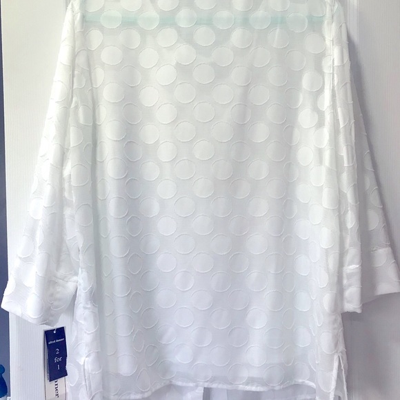 Alfred Dunner Beautiful  Women’s  🌈 white 2 for 1 blouse size 16 - Picture 2 of 6